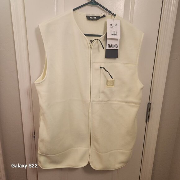 RAINS Fleece Vest. Color: Straw. NWT. Sizes: Various - Picture 1 of 9